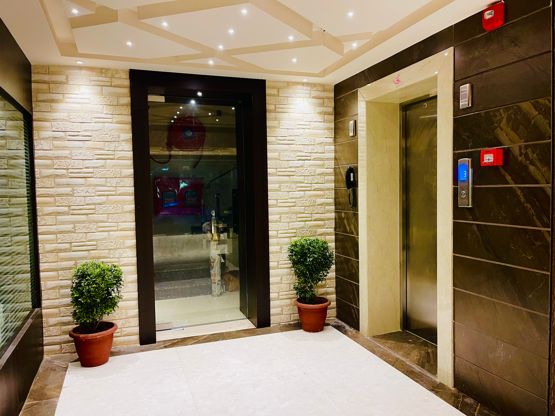 Lift lobby