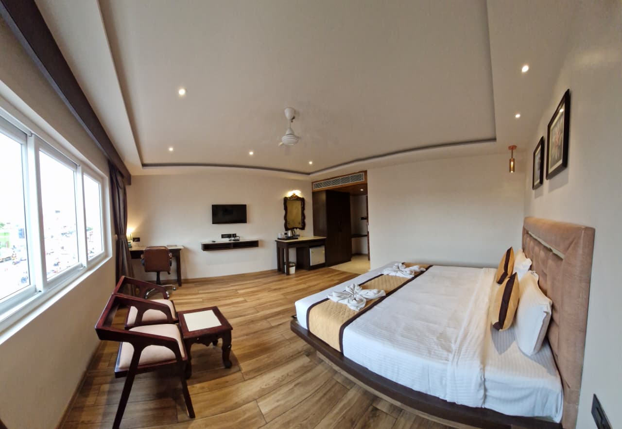Spacious luxury bedroom